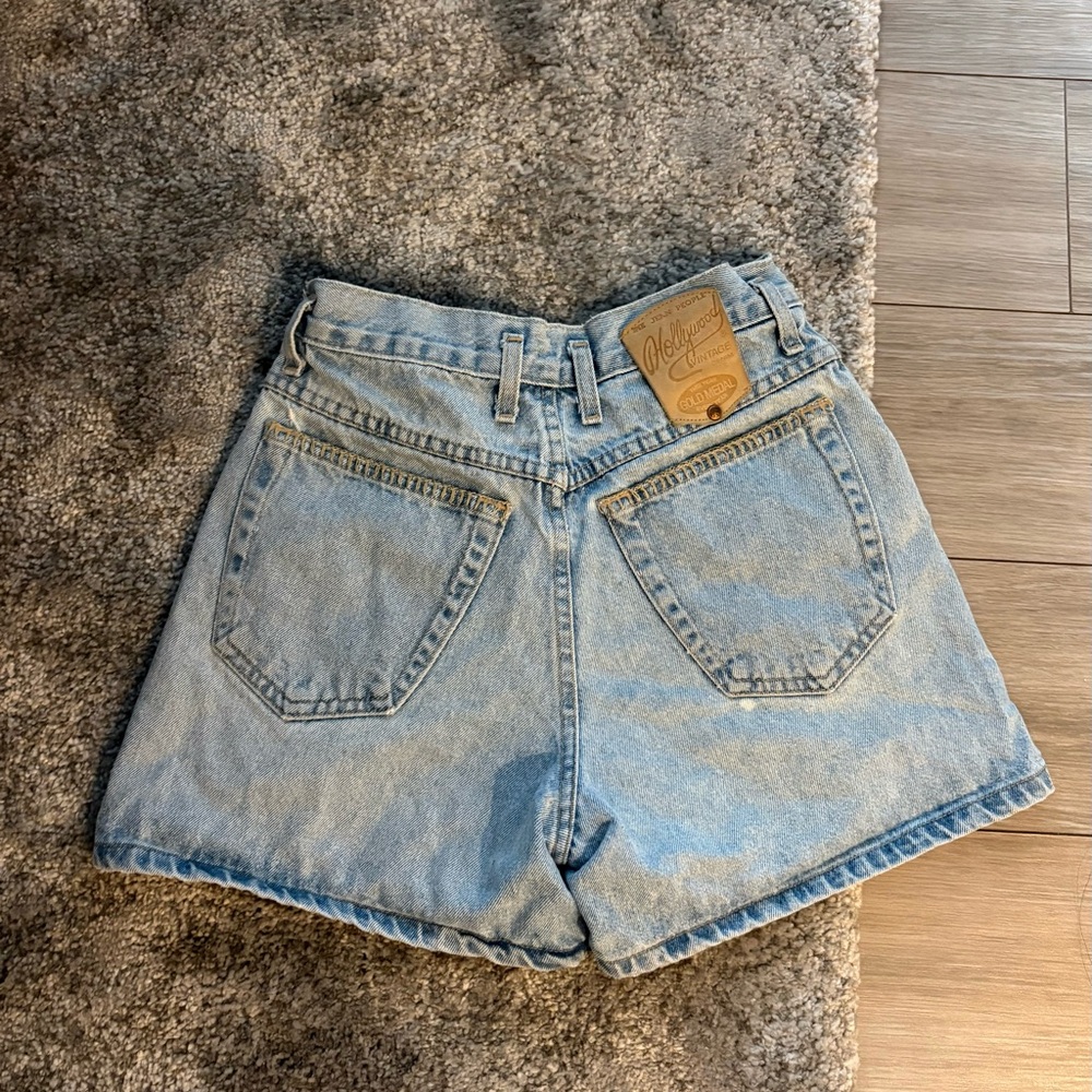 Hollywood Vintage Light Blue High-Rise Women's Denim Shorts